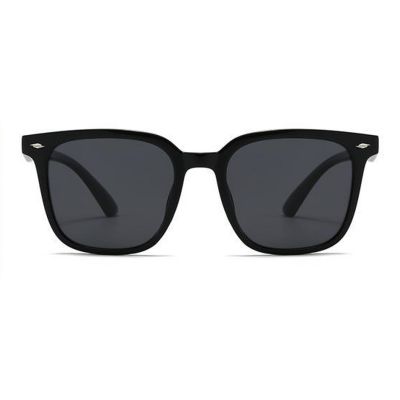 Minimalist Round Polarized Sunglasses TR90 Material
