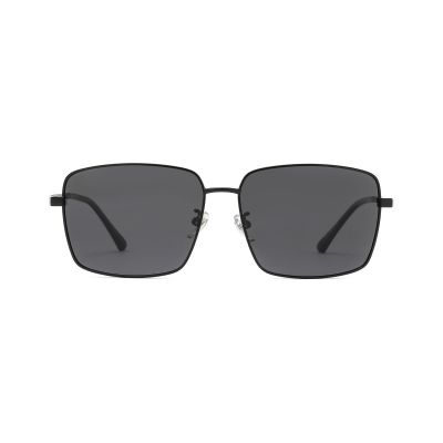 Square Metal Sunglasses with a Bold Boxy Silhouette