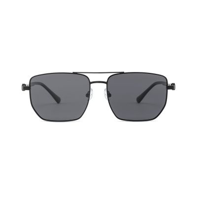 Classic Navigator Metal Sunglasses with a Double-Bridge Pilot Style