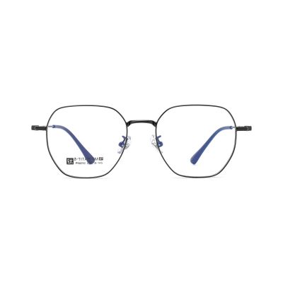 Classic Square Metal Eyeglasses with β-Titanium Temples