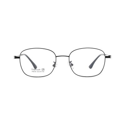 Vintage Cat-Eye β-Titanium Optical Frame