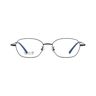 Classic Square Metal Eyeglasses with β-Titanium Temples